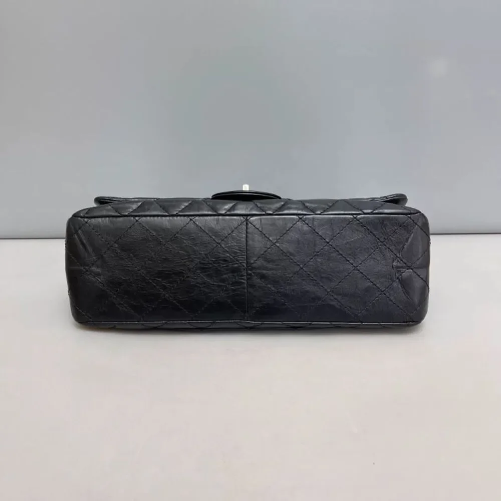 CHANEL beat san